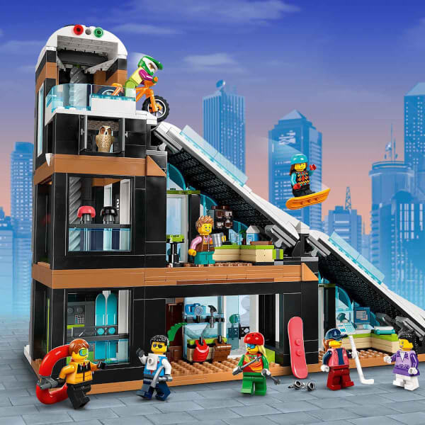 LEGO City Kayak ve Dağcılık Merkezi 60366