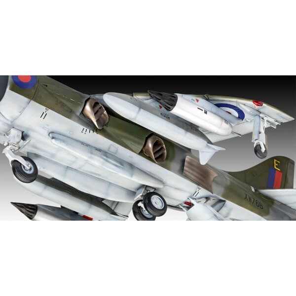 Revell 1:32 Harrier GR.1 Uçak VG05690