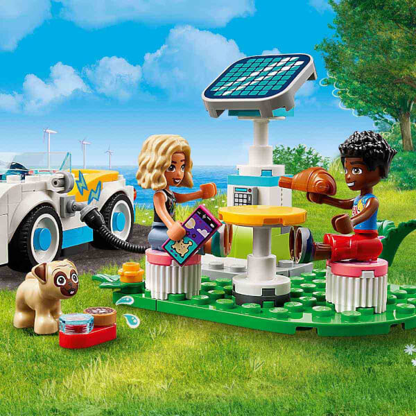 LEGO® Friends Elektrikli Araba ve Şarj İstasyonu 42609 - 6 Yaş ve Üzeri Çocuklar için Zac ve Nova Minifigürü İçeren Yaratıcı Oyuncak Yapım Seti (170 Parça)