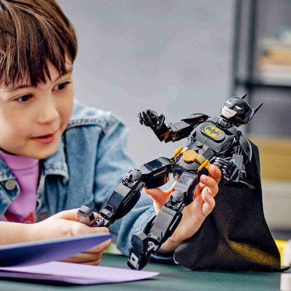 LEGO® DC Batman™ Yapım Figürü 76259 - 8 Yaş ve Üzeri Çocuklar için Tam Eklemli Süper Kahraman Yaratıcı Oyuncak Yapım Seti (275 Parça)