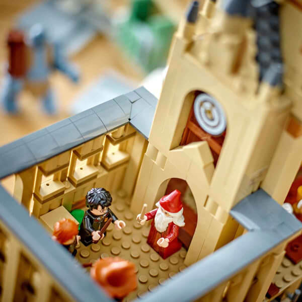 LEGO Harry Potter Hogwarts Şatosu: Büyük Salon 76435 – 10 Yaş ve Üzeri Harry Potter Hayranları İçin Koleksiyonluk Yaratıcı Oyuncak Yapım Seti (1732 Parça)