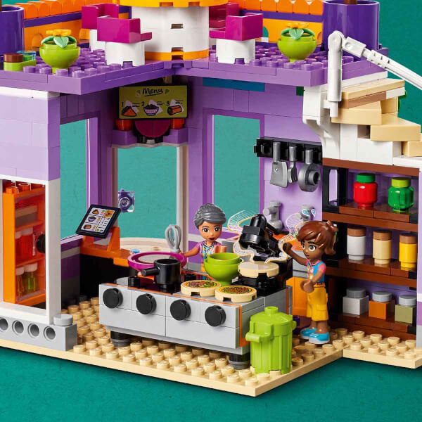 LEGO Friends Heartlake City Mutfak Atölyesi 41747 - 8 Yaş ve Üzeri Çocuklar için Yaratıcı Oyun Aksesuarları İçeren Oyuncak Yapım Seti (695 Parça)