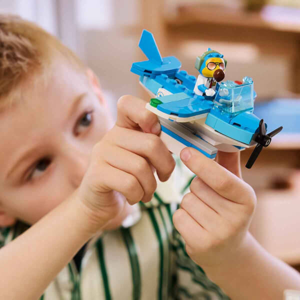 LEGO Animal Crossing Dodo Airlines ile Uçun 77051 - 7 Yaş ve Üzeri Çocuklar İçin Uçak İçeren Oyuncak Havaalanı Yapım Seti (292 Parça)