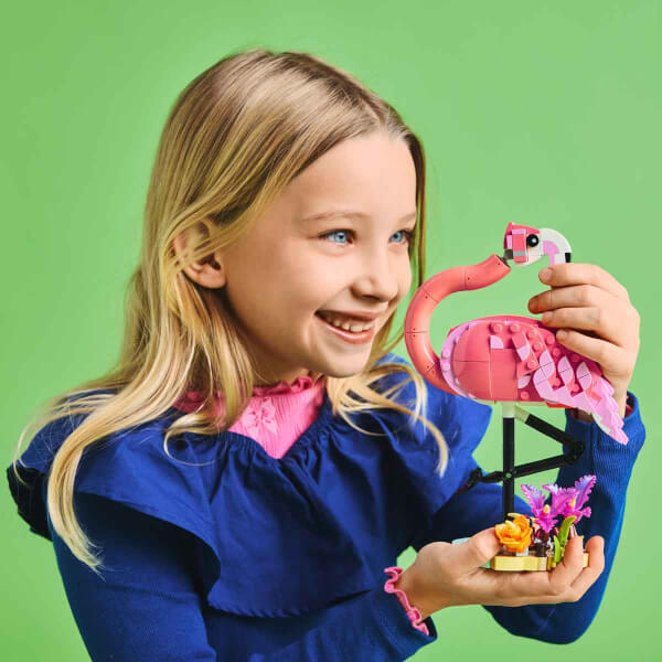 LEGO Creator 3’ü 1 Arada Vahşi Hayvanlar: Pembe Flamingo 31170 - 8 Yaş ve Üzeri Çocuklar için Kakadu Papağanı veya Aksolotl’a Dönüşebilen Yaratıcı Oyuncak Yapım Seti (288)