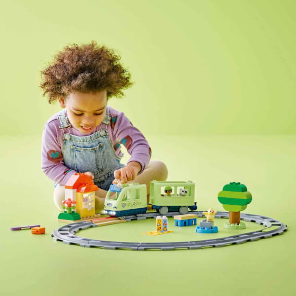 LEGO DUPLO Kasabası İnteraktif Macera Treni 10427 - Okul Öncesi Yaştaki Çocuklar için Eğitici Oyuncak Yapım Seti (57 Parça)