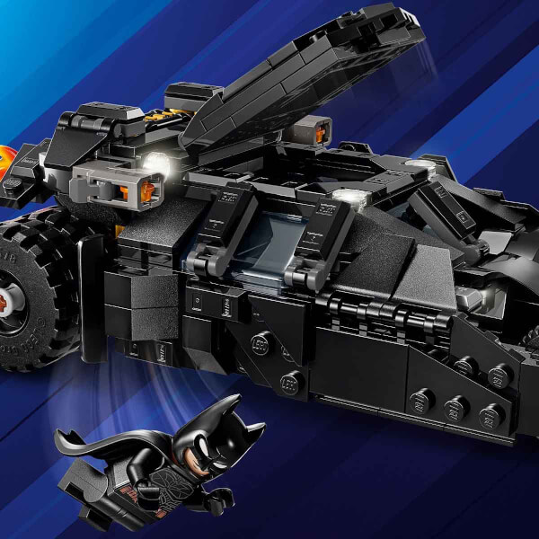 LEGO DC Batman: Batman Tumbler, Two-Face ve Joker’e Karşı 76303 - 8 Yaş ve Üzeri Kara Şövalye Hayranı Çocuklar için Yaratıcı Oyuncak Yapım Seti (429 Parça)