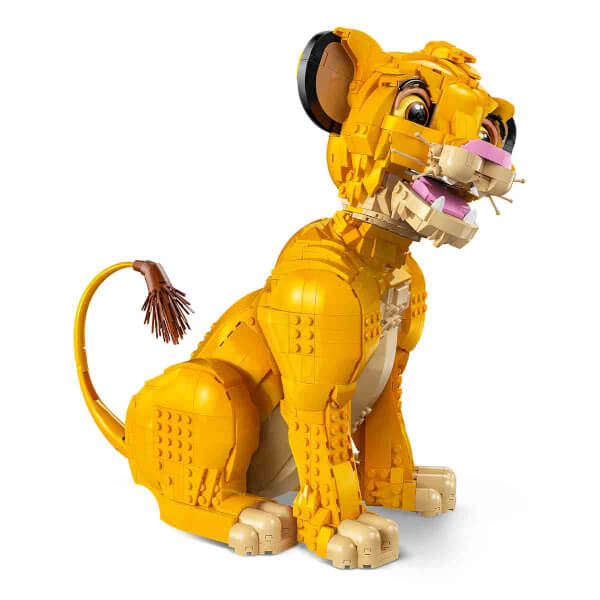 LEGO Disney Genç Aslan Kral Simba 43247 – Yetişkinler İçin Koleksiyonluk ve Sergilenebilir Yaratıcı Hayvan Figürü Yapım Seti (1445 Parça)