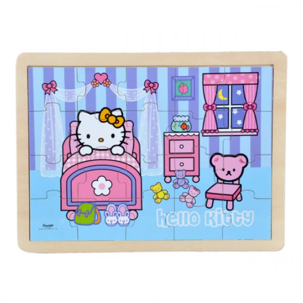 Hello Kitty Evde Ahşap Puzzle 20 Parça