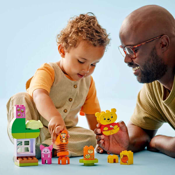 LEGO DUPLO Disney Ayı Winnie’nin Doğum Günü Partisi 10457 - 1,5 Yaş ve Üzeri Çocuklar için Eğitici Oyuncak Yapım Seti (22 Parça)