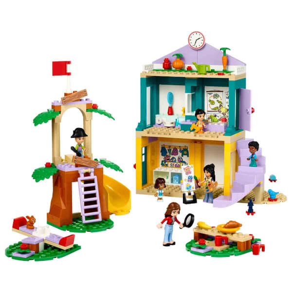 LEGO Friends Heartlake City Anaokulu 42636 - 4 Yaş ve Üzeri Çocuklar için Eğitici ve Yaratıcı Oyuncak Yapım Seti (239 Parça)