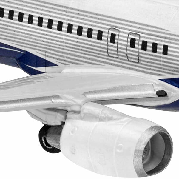 Revell 1:288 Boeing 737-800 VBU63809