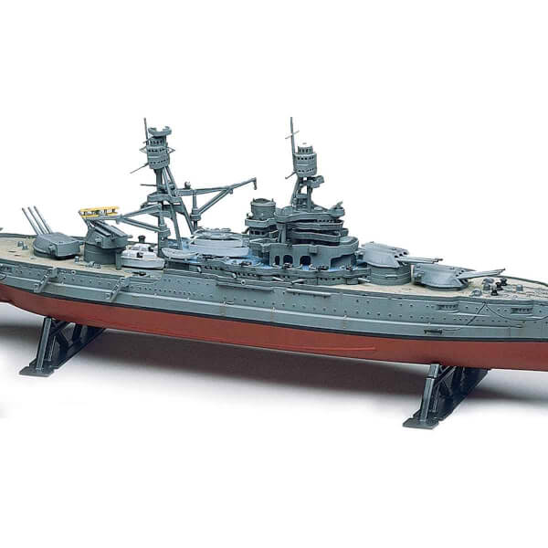 Revell 1:426 USS Arizona Battleship VSG10302