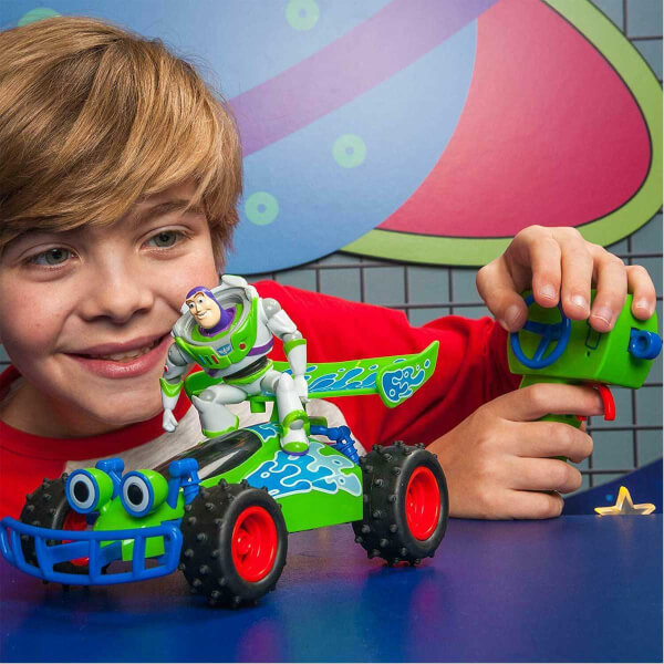 1:24 Toy Story 4 Uzaktan Kumandalı Buggy Buzz Lightyear Figürlü Araba
