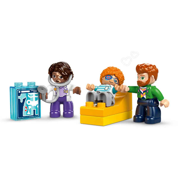 LEGO DUPLO Kasabası İlk Doktor Ziyareti 10449 - 2 Yaş ve Üzeri Küçük Çocuklar İçin Kas Becerilerini Geliştiren Eğitici Oyuncak Yapım Seti (65 Parça)