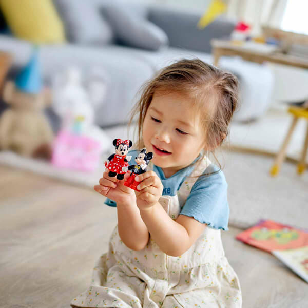  LEGO DUPLO Disney Mickey ve Minnie Doğum Günü Treni 10941 Çocuklar için Rakamlı Doğum Günü Treni; Eğitici Yapım Seti (22 Parça)