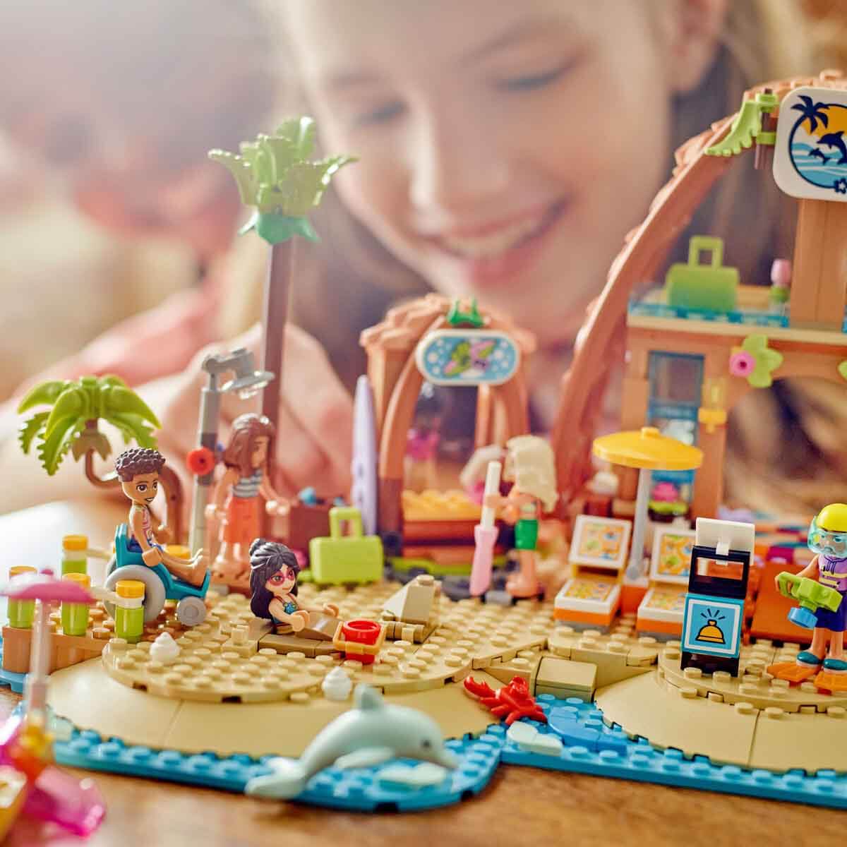 undefined - 00015_LEGO_Friends_Aile_Tatil_Koyu_42673_.jpg
