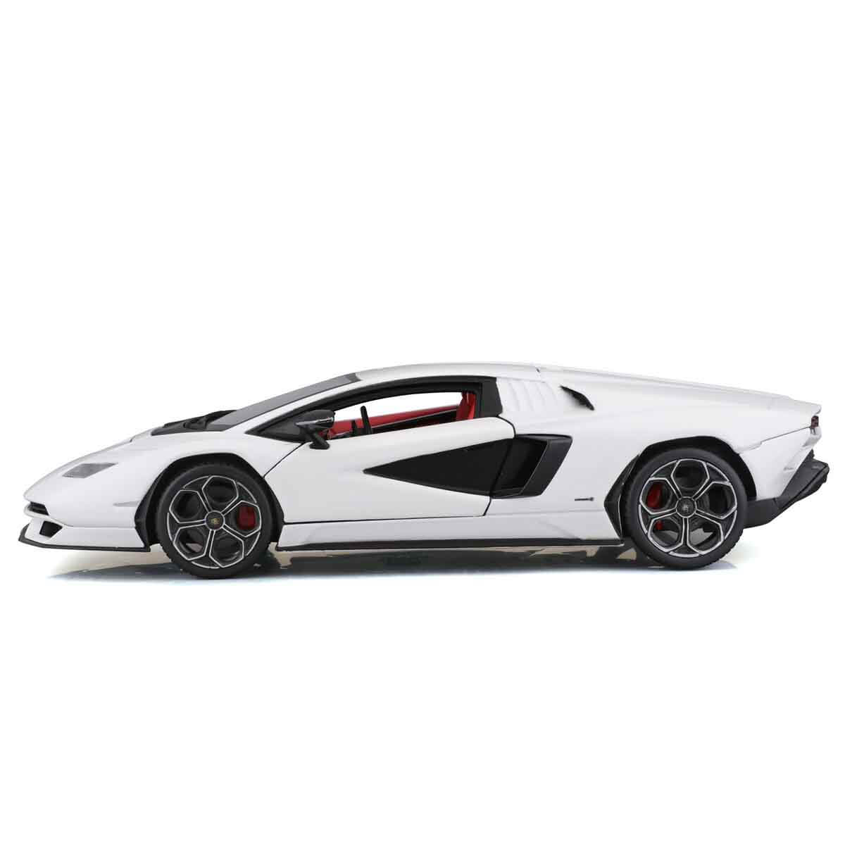 undefined - 02b50_1_24_Lamborghini_Countach_LPI_800-4_Model_Araba.jpg