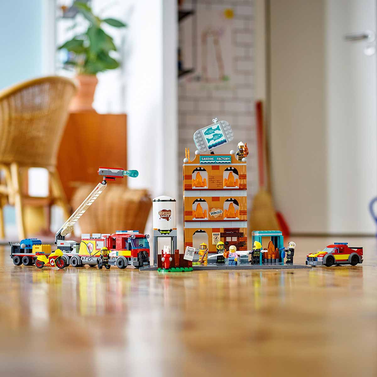 undefined - 02f46_LEGO_City_Itfaiye_60321.jpg