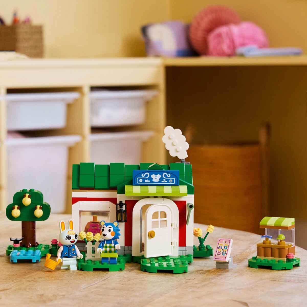 undefined - 02fe4_LEGO_Animal_Crossing_Able_Sisters_Giyim_Magazasi_7.jpg