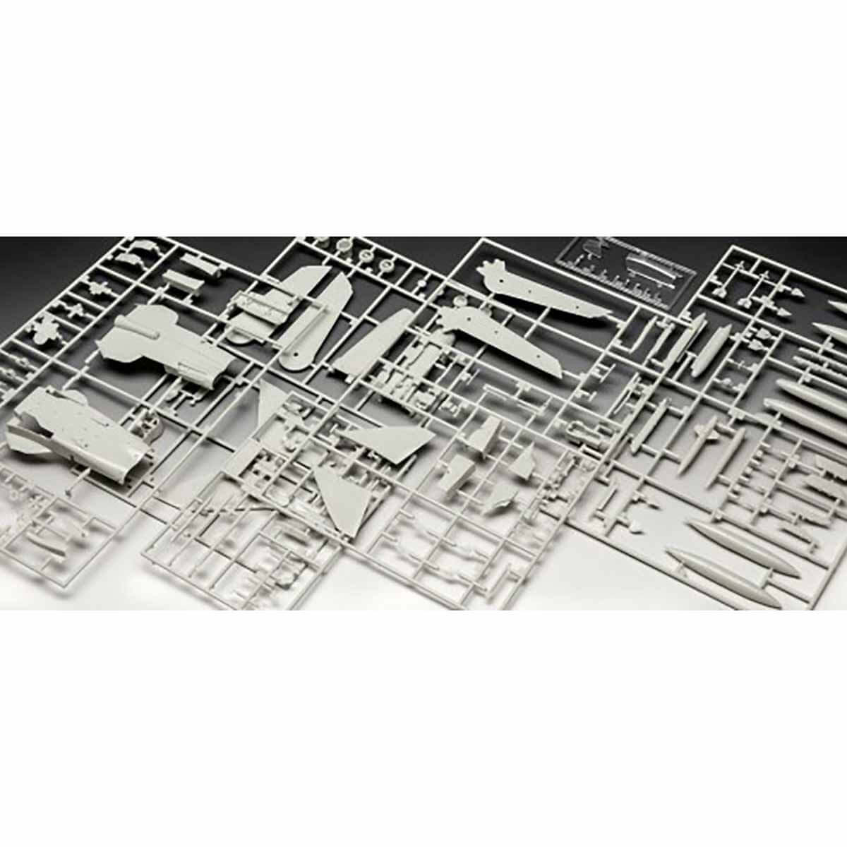 undefined - 03f40_Revell_1:72_Tornado_Tigermeet_2018_Ucak_VSU03880.jpg