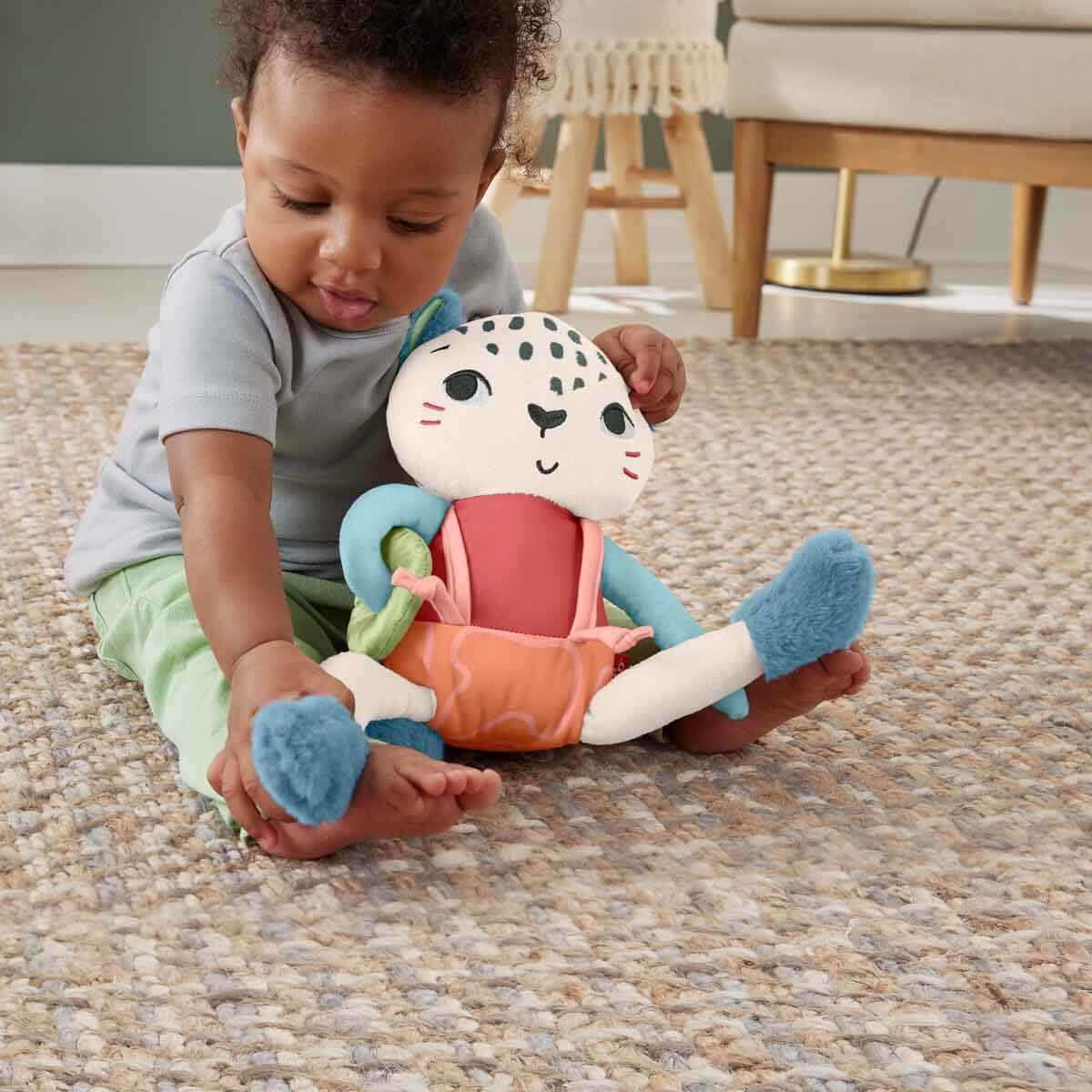 undefined - 03fb6_Fisher_Price_Eglenceli_Dostum_Kar_Leopari_Pelus_HK.jpg