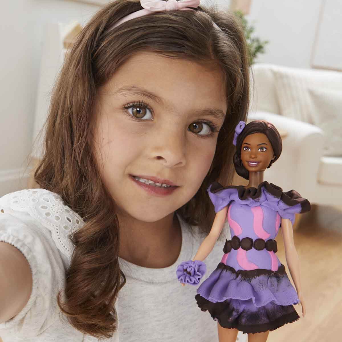 undefined - 04956_Play_Doh_Barbie_Fashionista_Ruffles_Oyun_Hamuru_Se.jpg