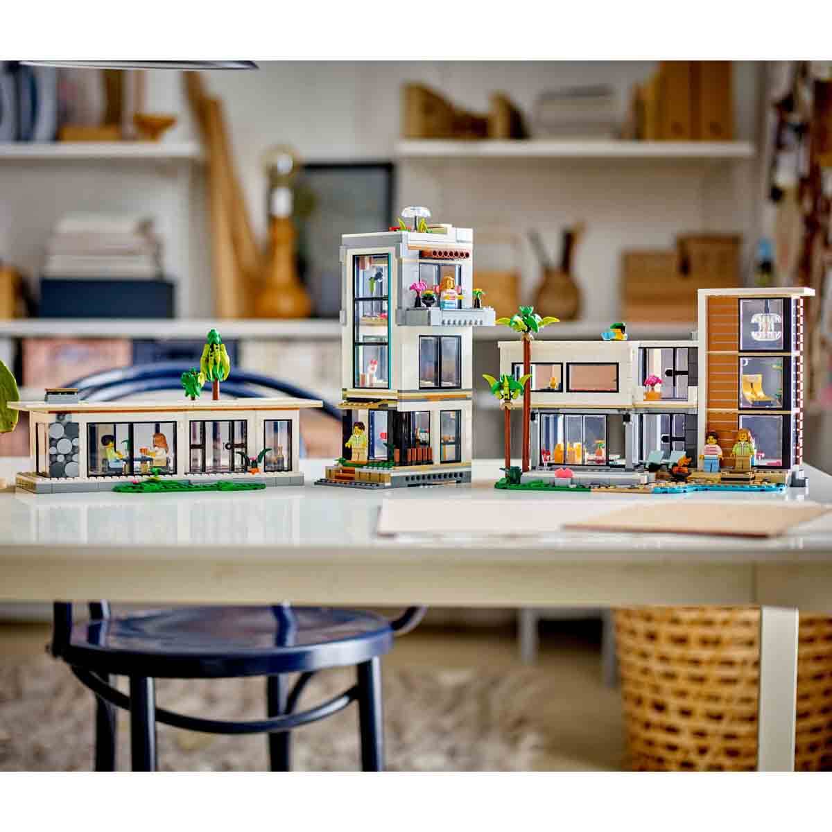 undefined - 05443_LEGO_Creator_3u_1_Arada_Modern_Ev_31153_.jpg