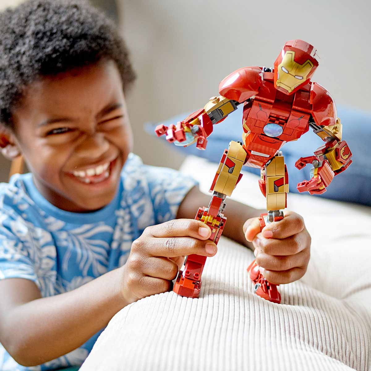 undefined - 05456_LEGO_Marvel_Iron_Man_Figuru_76206.jpg