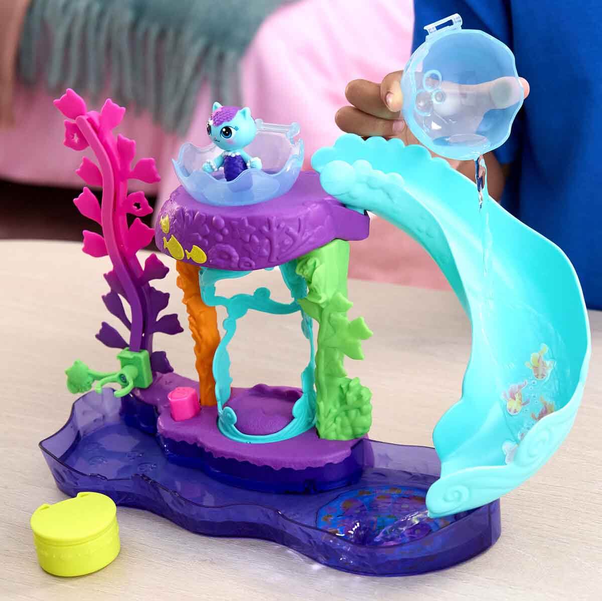 undefined - 06370_Gabby___s_Dollhouse_MerCat___in_Renkli_Kedi_Akvary.jpg