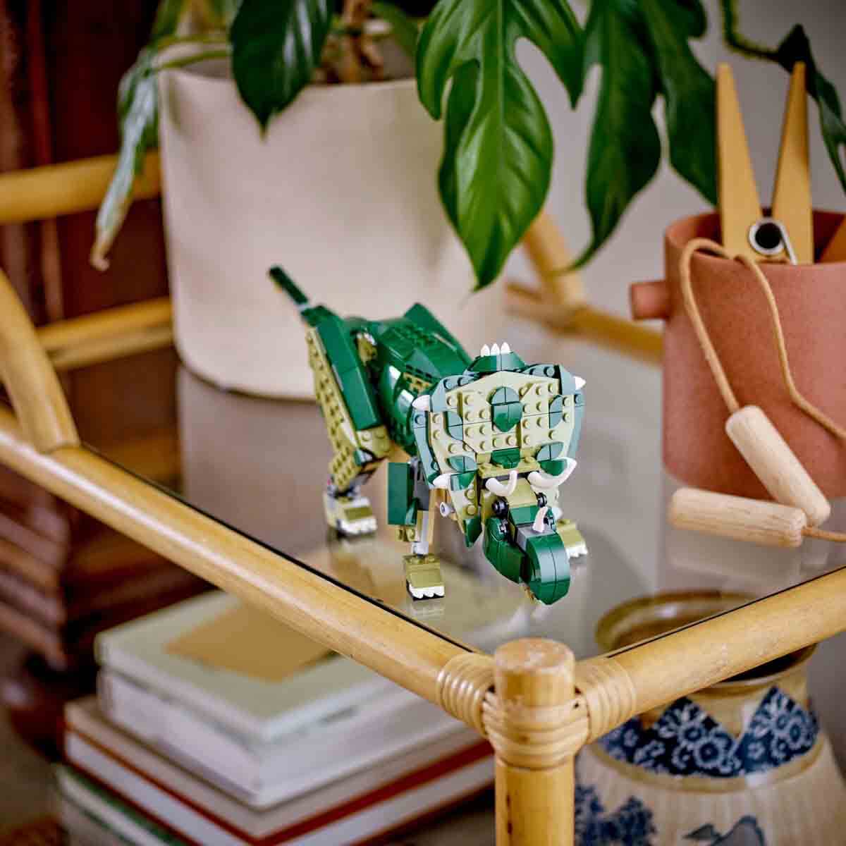 undefined - 06f5a_LEGO_Creator_3u_1_Arada_Trex_31151_.jpg