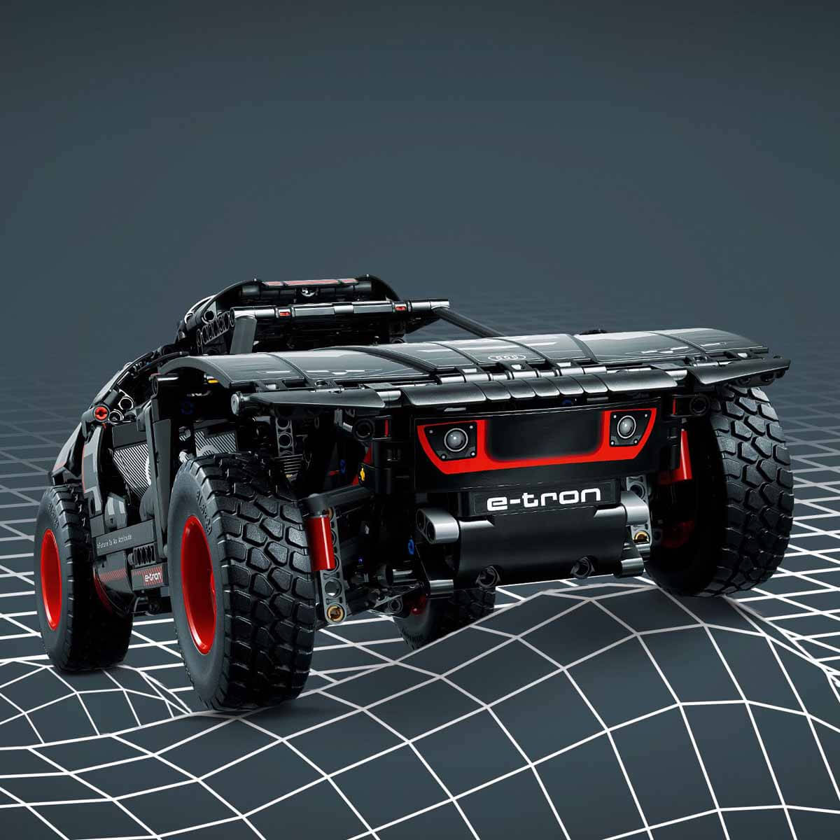 undefined - 072c4_LEGO_Technic_Audi_RS_Q_e_ron_42160.jpg