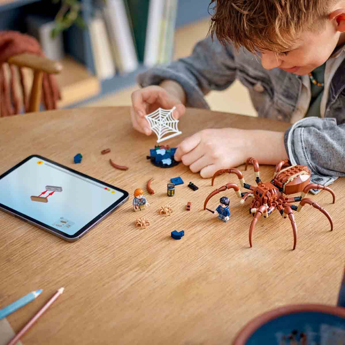 undefined - 07994_LEGO_Harry_Potter_Aragog_Yasak_Ormanda_76434_.jpg