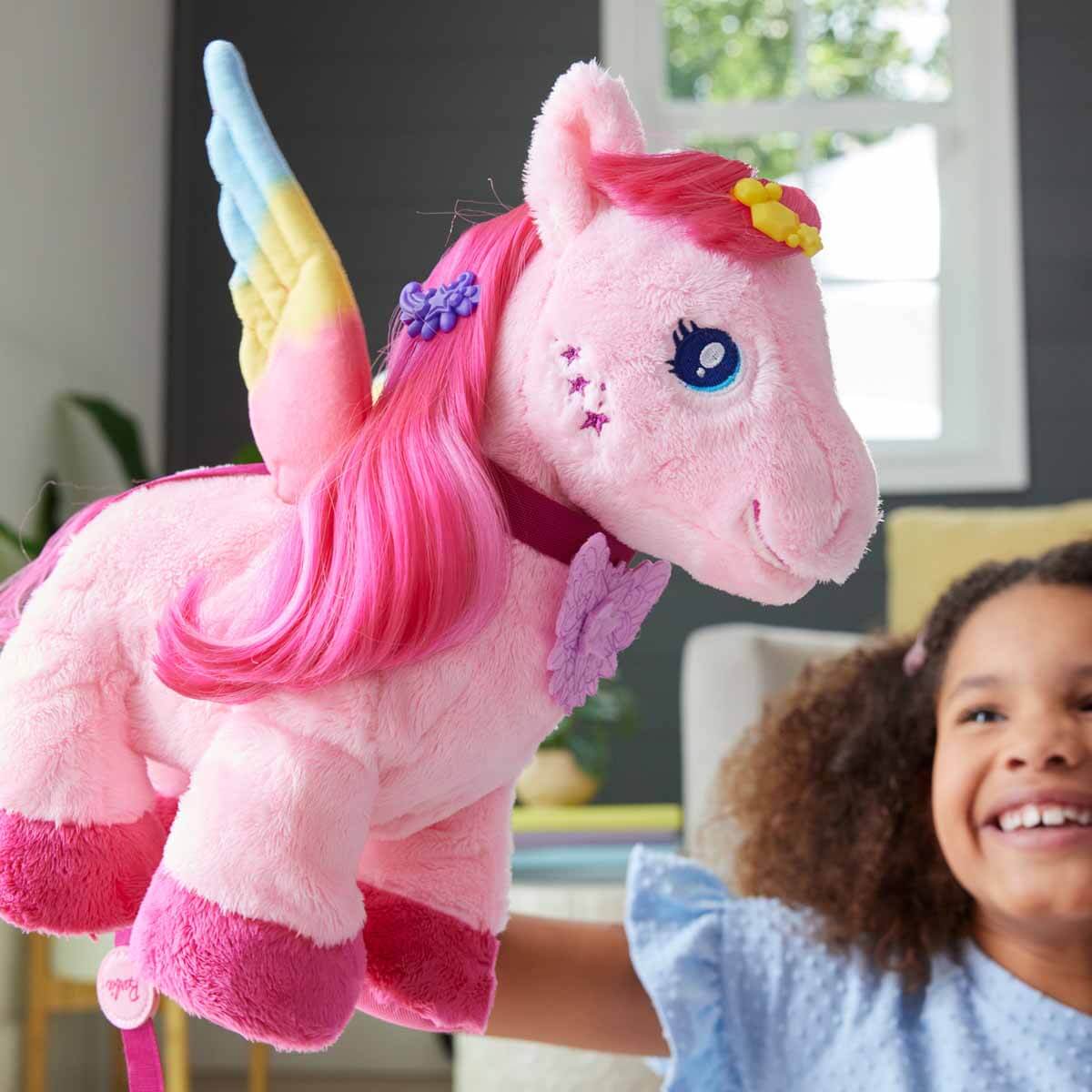 undefined - 0ad07_Barbie_Yuruyen_ve_Kanat_Cirpan_Pelus_Pegasus_HPJ50.jpg