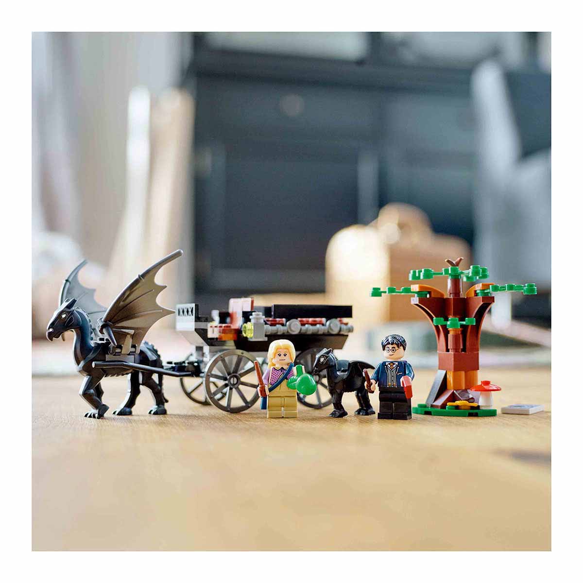 undefined - 0c228_LEGO_Harry_Potter_Hogwarts_Araba_ve_Testraller_764.jpg