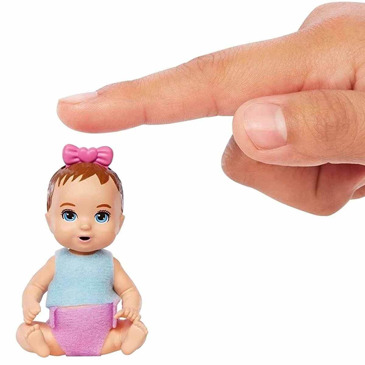 undefined - 0d7aa_Barbie_Bebek_Bakicisi_Ozellikli_Minik_Bebekler_GHV.jpg