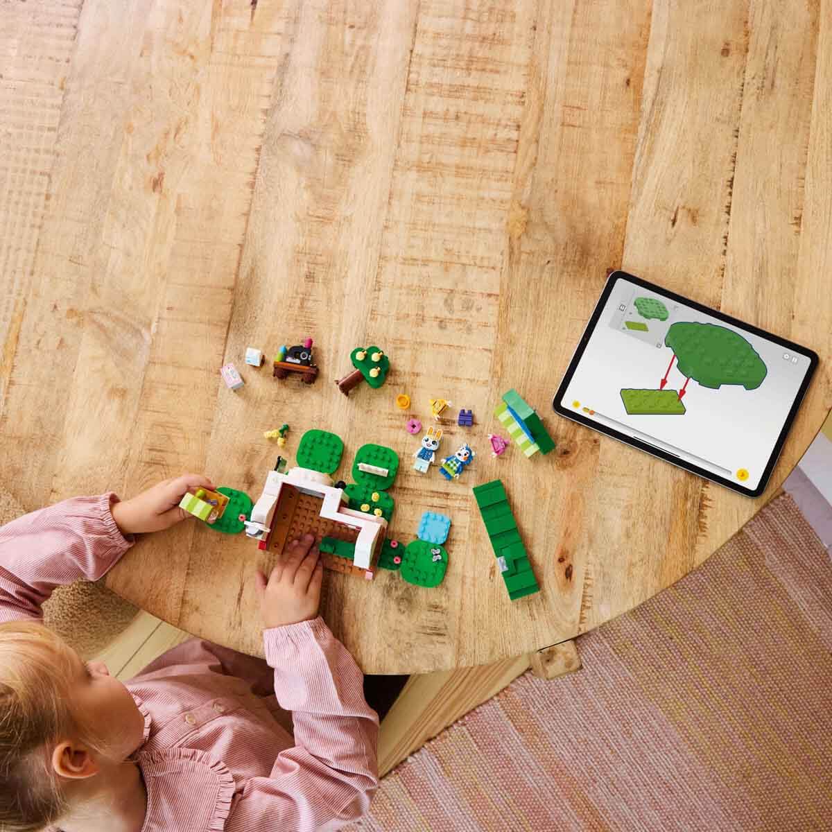 undefined - 0ee88_LEGO_Animal_Crossing_Able_Sisters_Giyim_Magazasi_7.jpg