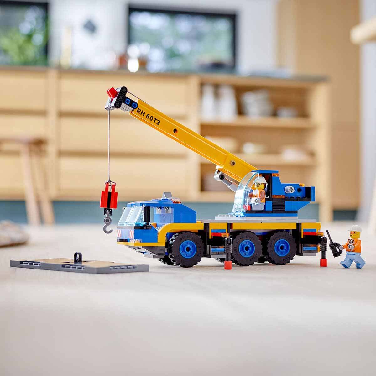 undefined - 10d63_LEGO_City_Mobil_Vinc_60324.jpg