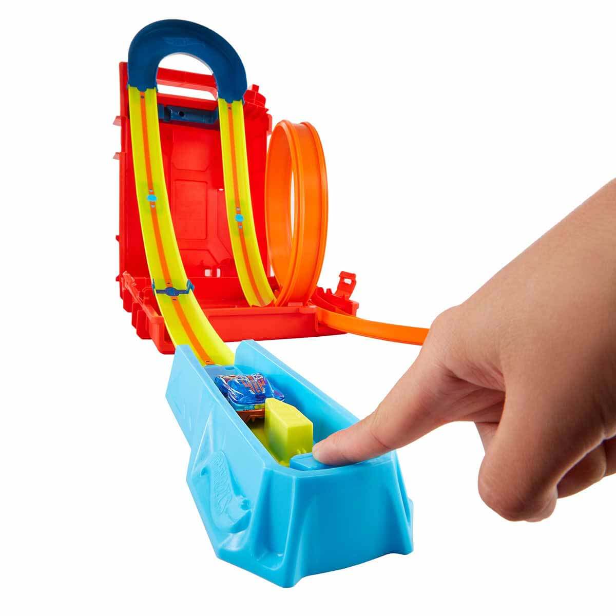 undefined - 13a06_Hot_Wheels_Track_Builder_Unlimited_Benzin_Bidonu_A.jpg