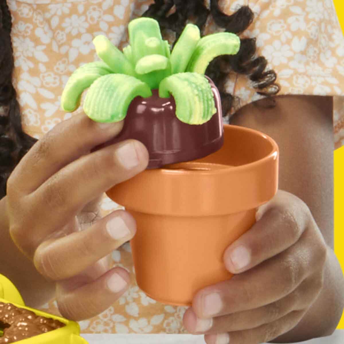undefined - 13f4a_Play_Doh_Renkli_Cicekler_Botanik_Oyun_Seti_.jpg