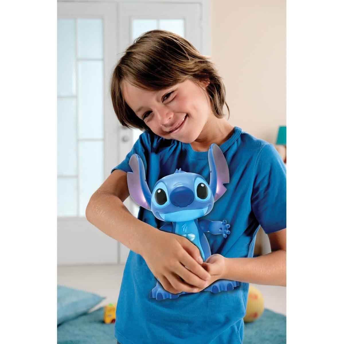undefined - 173f8_Disney_Stitch_Sesli_ve_Isikli_Uzaktan_Kumandali_In.jpg