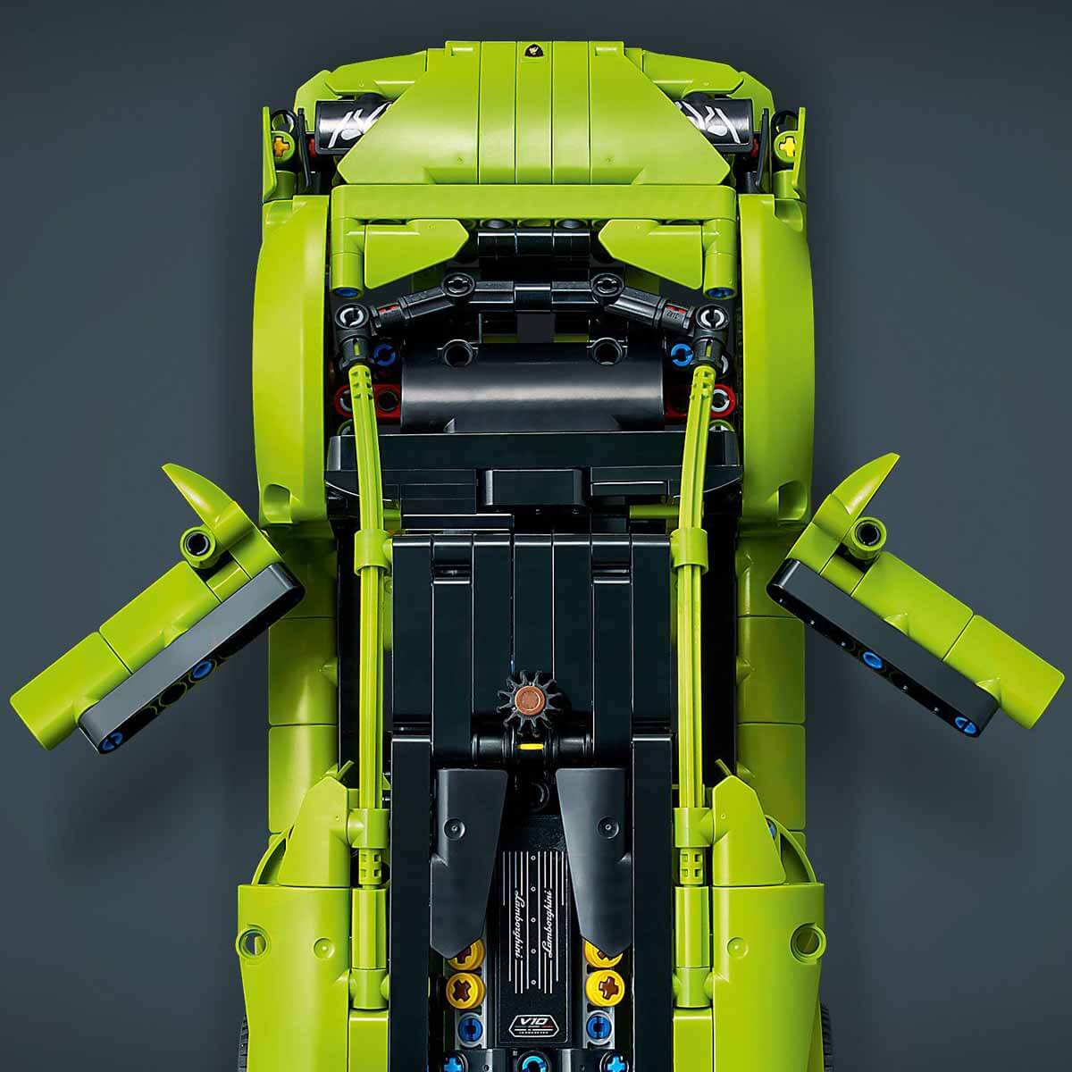 undefined - 17c81_LEGO_Technic_Lamborghini_Huracan_Tecnica_42161.jpg