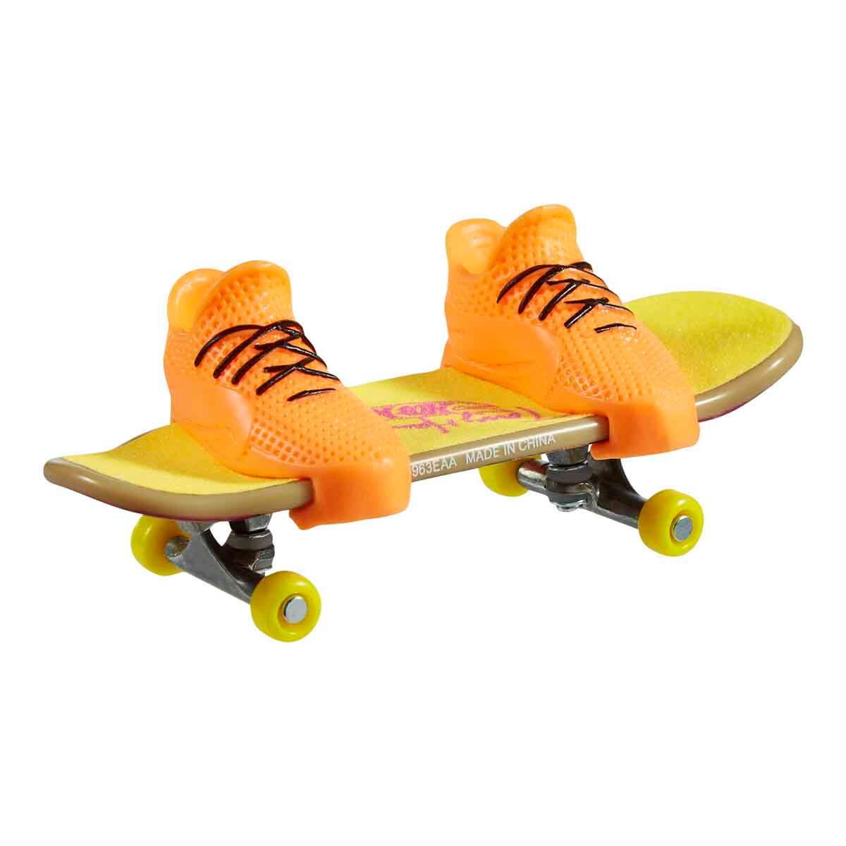 undefined - 185cf_Hot_Wheels_Skate_Neon_Temali_Parmak_Kaykay_ve_Ayak.jpg