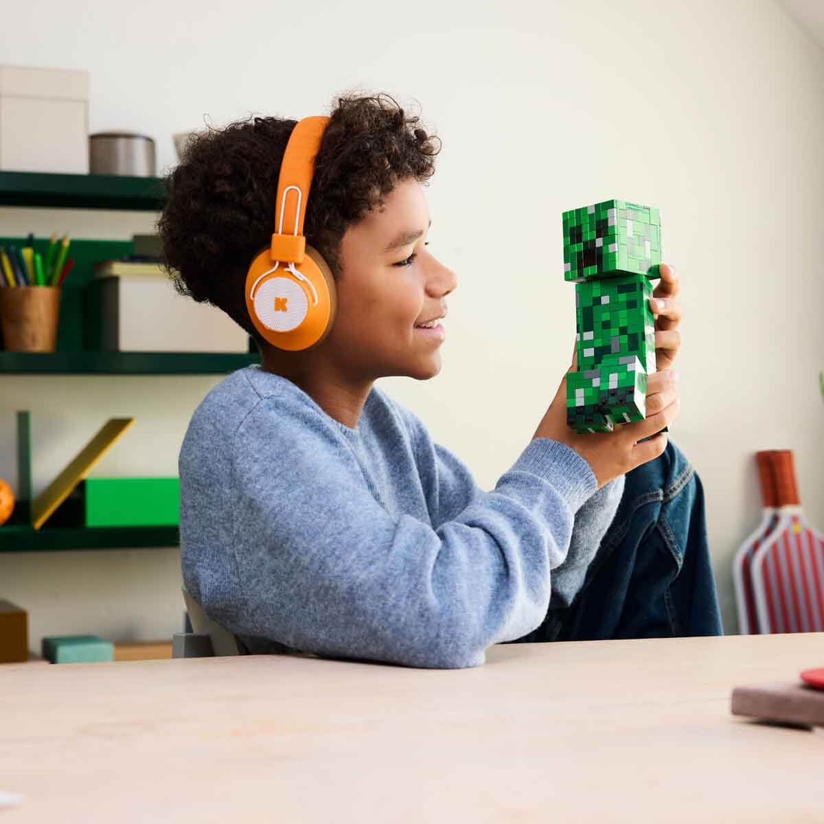undefined - 18e19_LEGO_Minecraft_Creeper_21276_.jpg