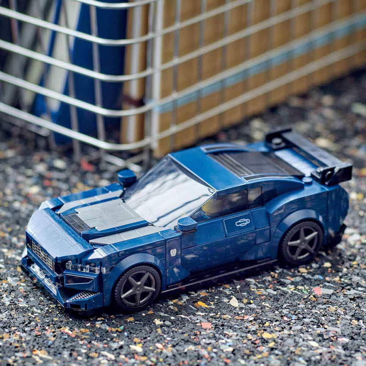 undefined - 19b08_LEGO_Speed_Champions_Ford_Mustang_Dark_Horse_Spor_.jpg