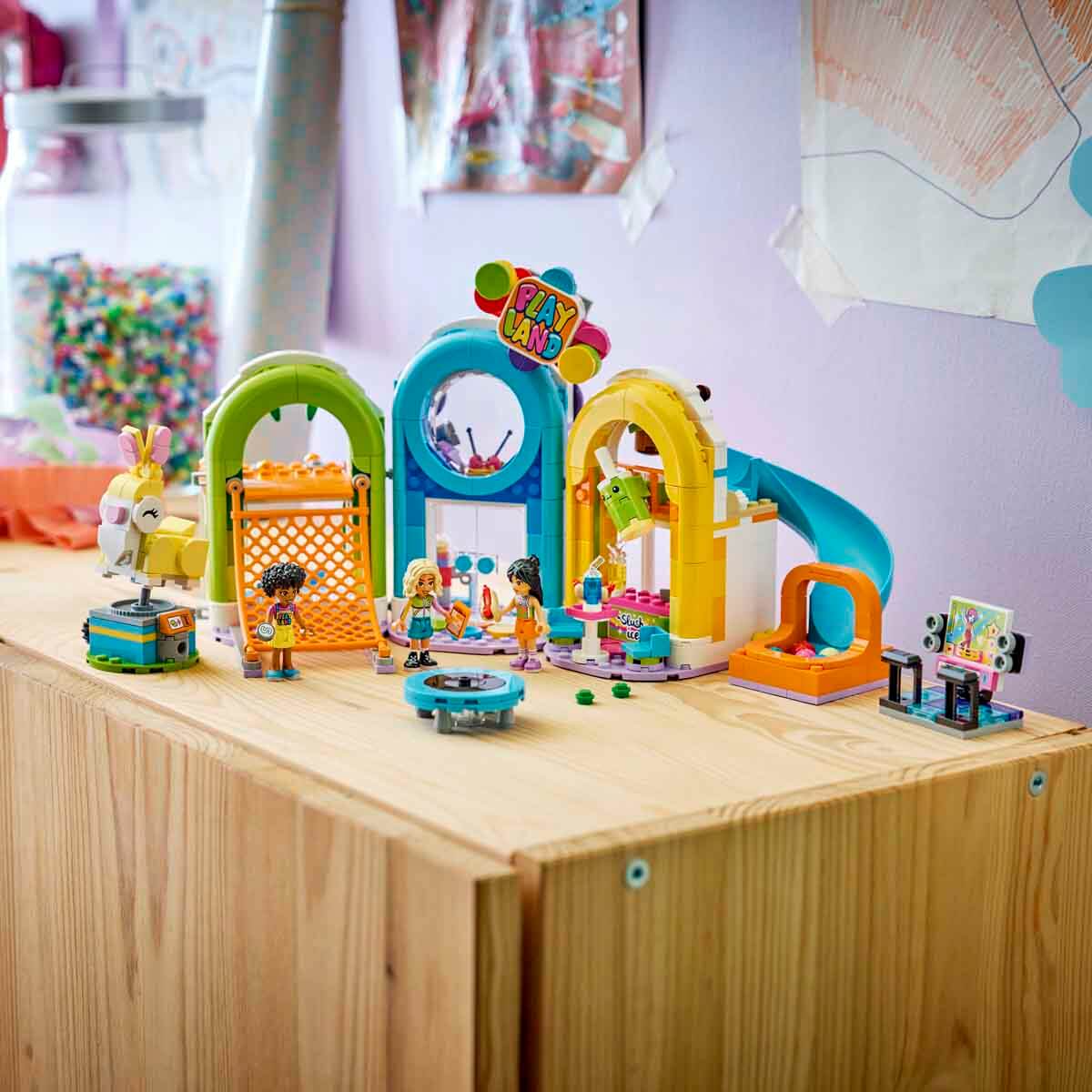 undefined - 1bb15_LEGO_Friends_Eglenceli_Kapali_Oyun_Parki_42686_.jpg