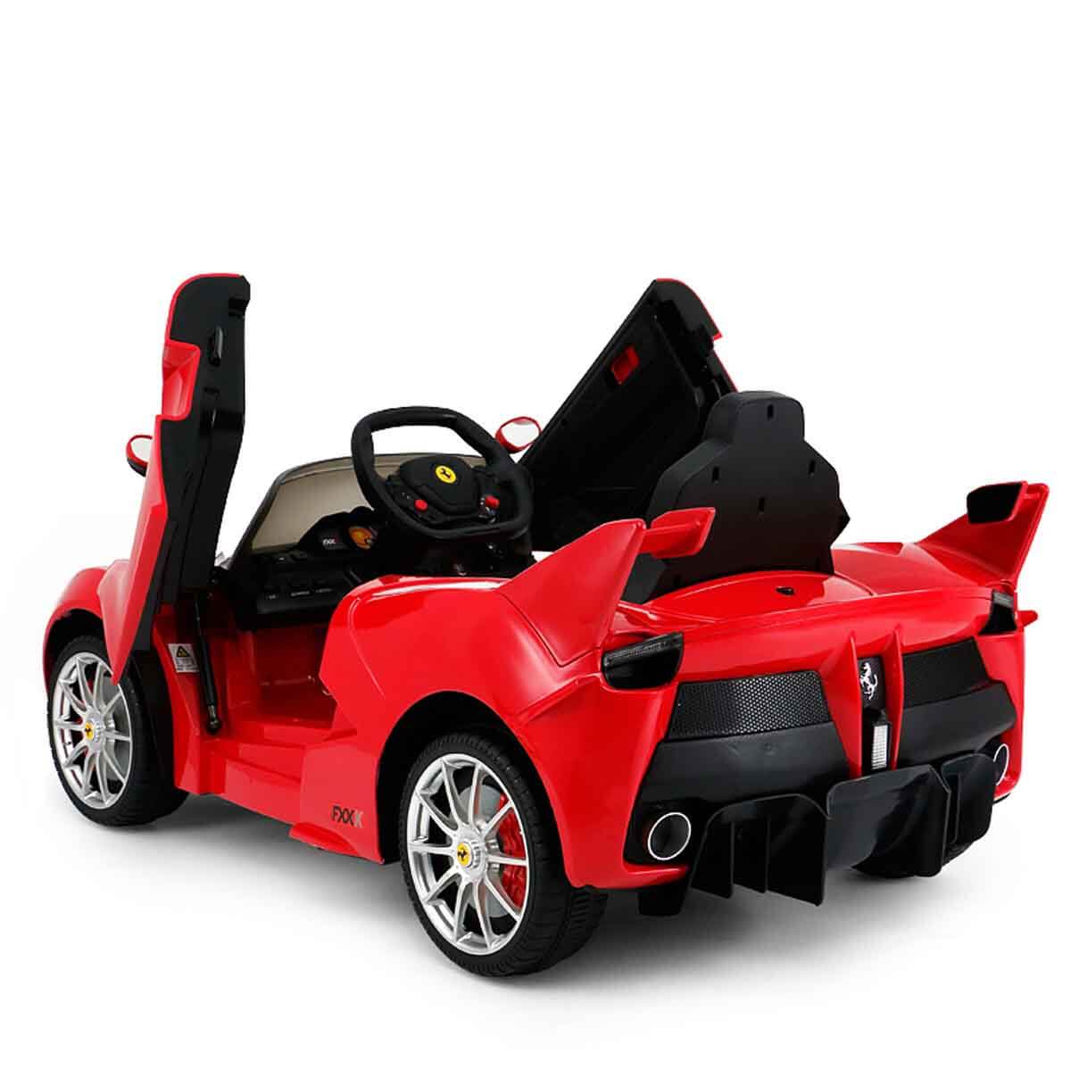 undefined - 1c15a_La_Ferrari_Uzaktan_Kumandali_Akulu_Araba.jpg