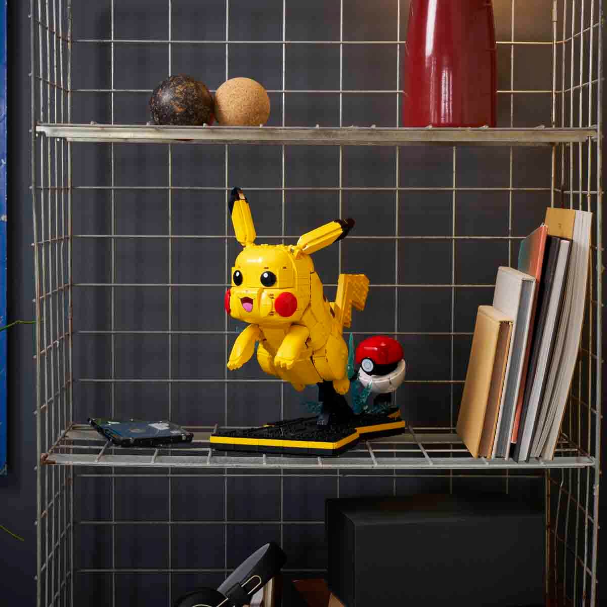 undefined - 1d5fc_LEGO_Pokemon_Pikachu_ve_Poke_Topu_72152.jpg