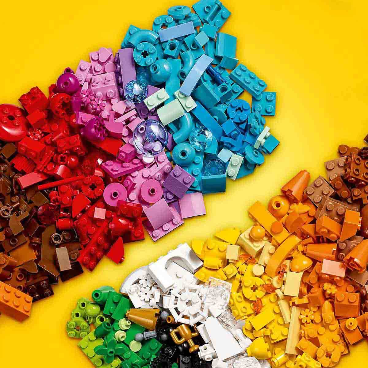 undefined - 1e201_LEGO_Classic_Yaratici_Parti_Kutusu_11029.jpg