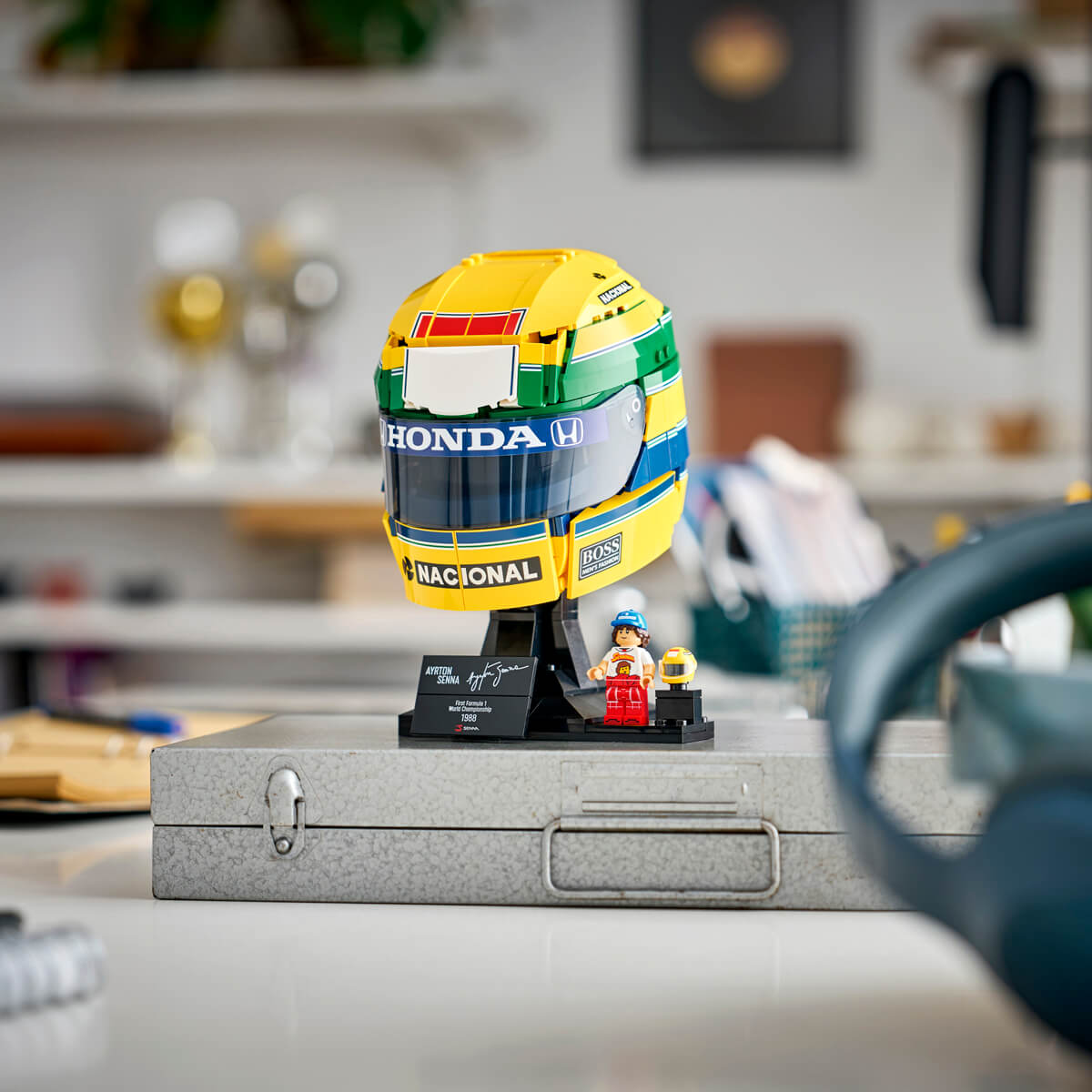 undefined - 1e540_LEGO_Editions_Ayrton_Senna_Kaski_43024.jpg