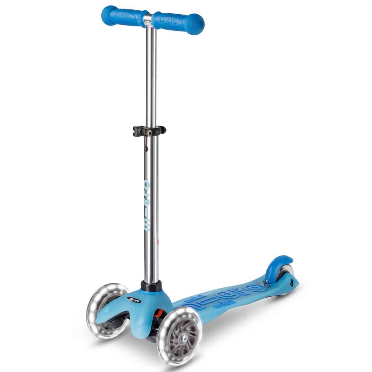 undefined - 1ffba_Micro_Mini_Deluxe_3_Tekerlekli_Isikli_Mavi_Scooter.jpg